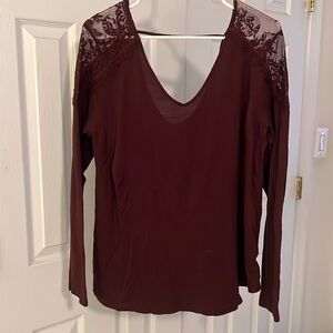 American eagle burgundy lace long sleeve